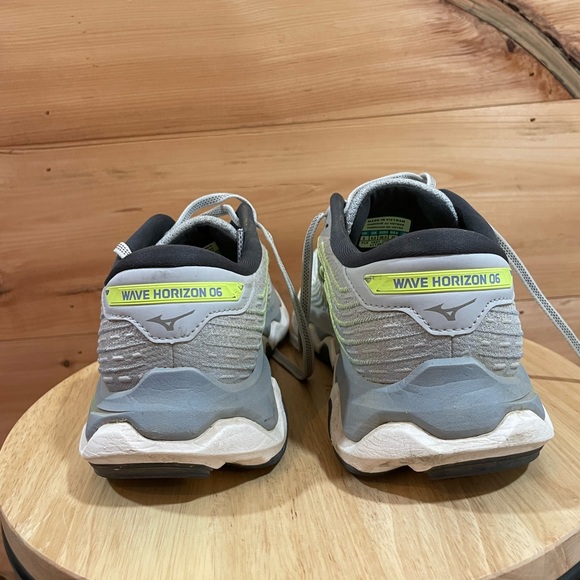 Mizuno Women's Wave Horizon 6 Running Shoe in Heather White Size 8 - Picture 9 of 14